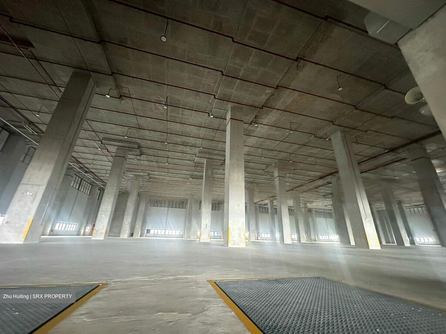 Jalan Buroh Warehouse Complex (D22), Warehouse #458010101